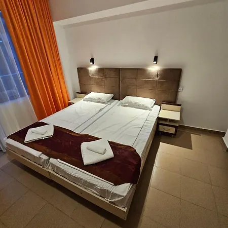 Hotel Mirage Family *