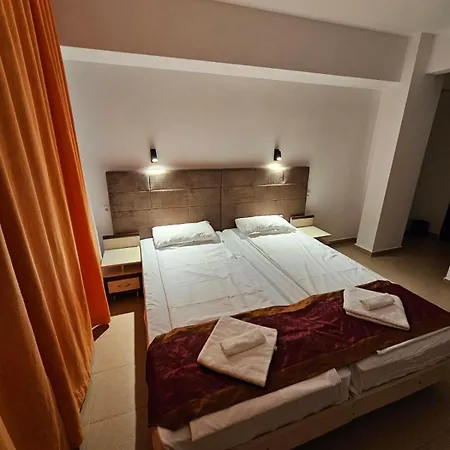Mirage Family Hotel